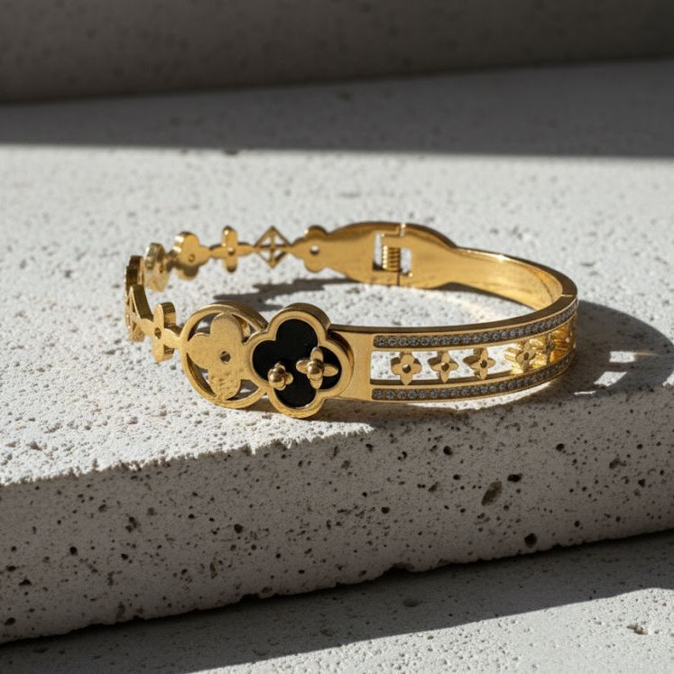 Classic Zircon Enamel Bangle