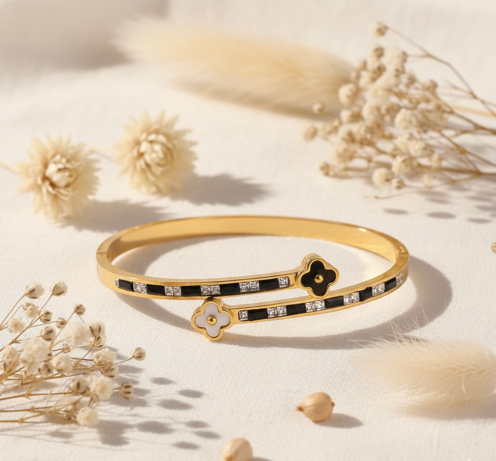 Two-Tone Clover Hinged Bangle